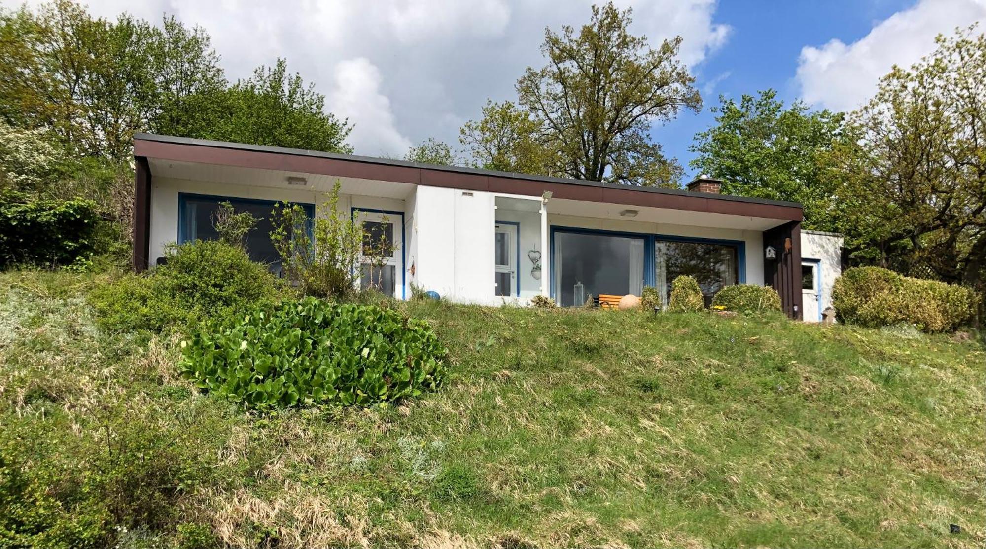 Idyllisch Wohnen Im Weserbergland - Kompletter Bungalow Auf Eigenem Grundstueck Villa Polle Exterior photo